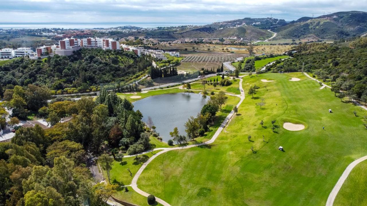 El Lago De Los Arqueros 2 Bedrooms Penthouse En Benahavís Екстериор снимка