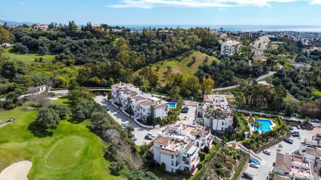 El Lago De Los Arqueros 2 Bedrooms Penthouse En Benahavís Екстериор снимка